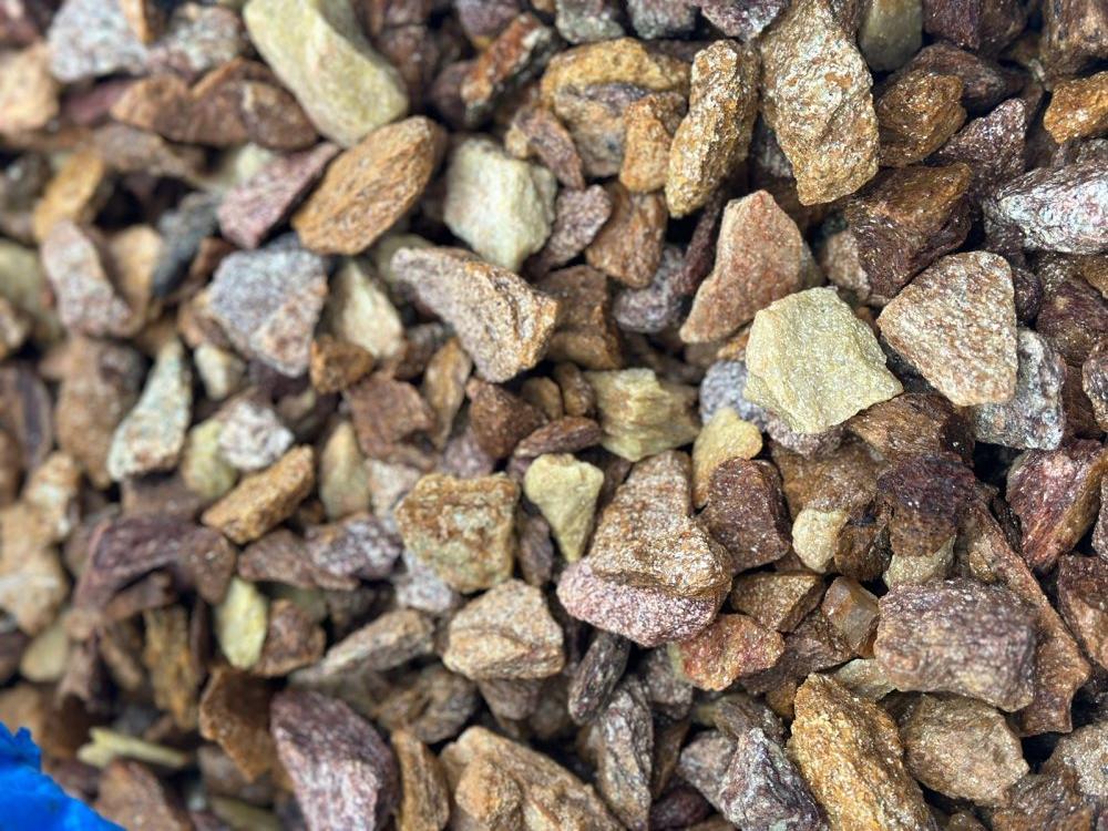 Златолит персиковый декоративная каменная крошка купить в Верхней Салде