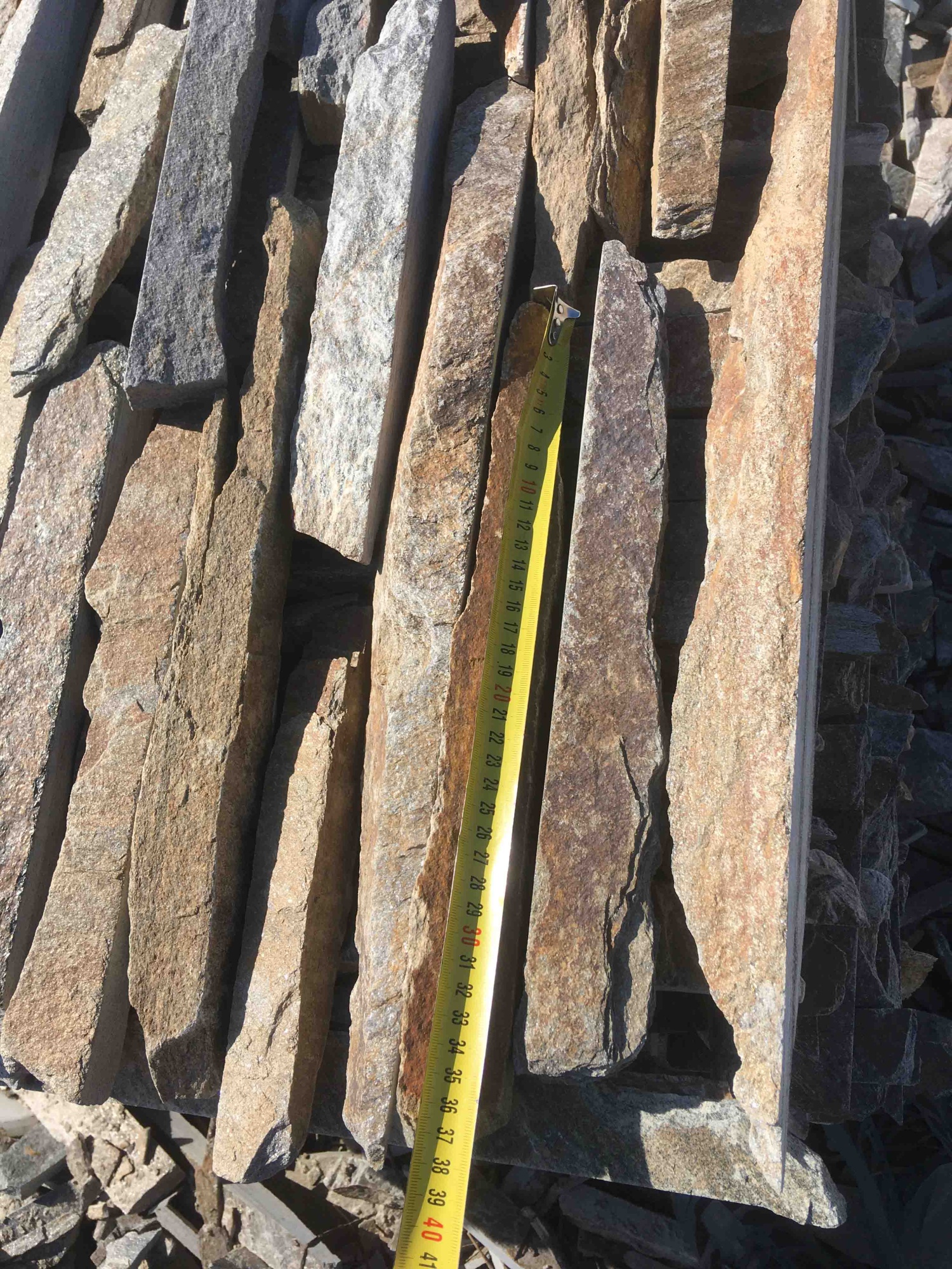 Горбушка златолит мультиколор для облицовки купить в Верхней Салде