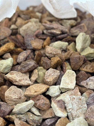 Златолит персиковый декоративная каменная крошка купить в Верхней Салде