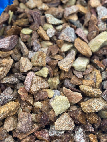 Златолит персиковый декоративная каменная крошка купить в Верхней Салде