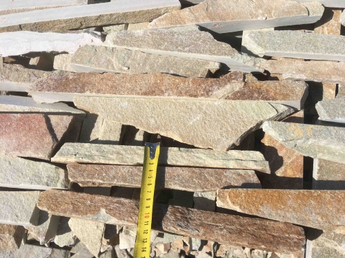 Горбушка златолит золотистый для облицовки купить в Верхней Салде