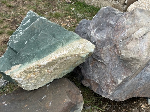 Камни для ландшафтного дизайна зелёные 10-60 килограмм купить в Верхней Салде