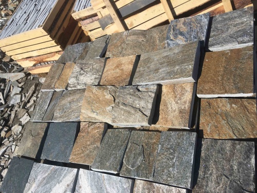 Плитка пилёная златолит Уральский для цоколя, отмостки купить в Верхней Салде