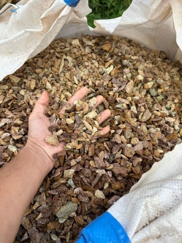 Златолит персиковый декоративная каменная крошка купить в Верхней Салде