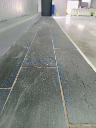 Плитка чёрная из натурального камня фасадная 30 см * 5 см, толщина 7 мм -30 мм купить в Верхней Салде